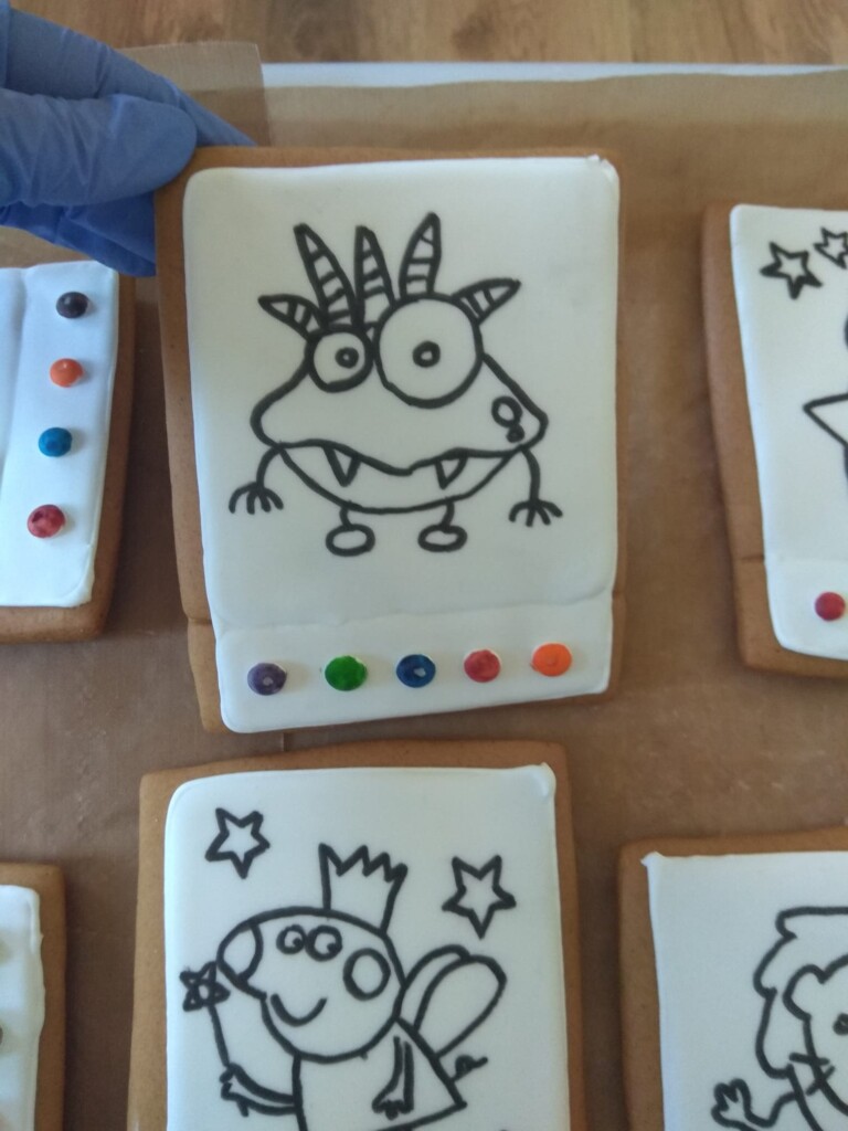 Vykrajovátka malířská paleta na omalovánky - Obrázek 3