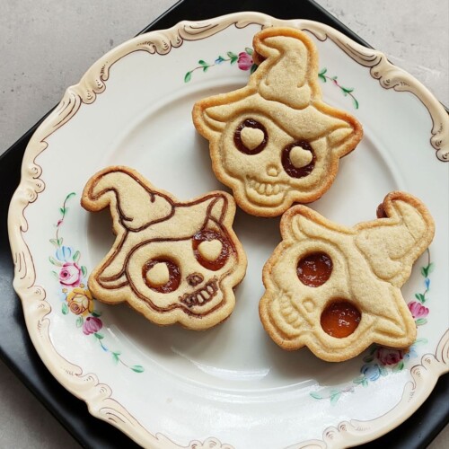 vykrajovátka na linecké cukroví halloween