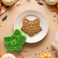 Vykrajovátko ve tvaru netopýra – ideální na Halloweenské pečení.